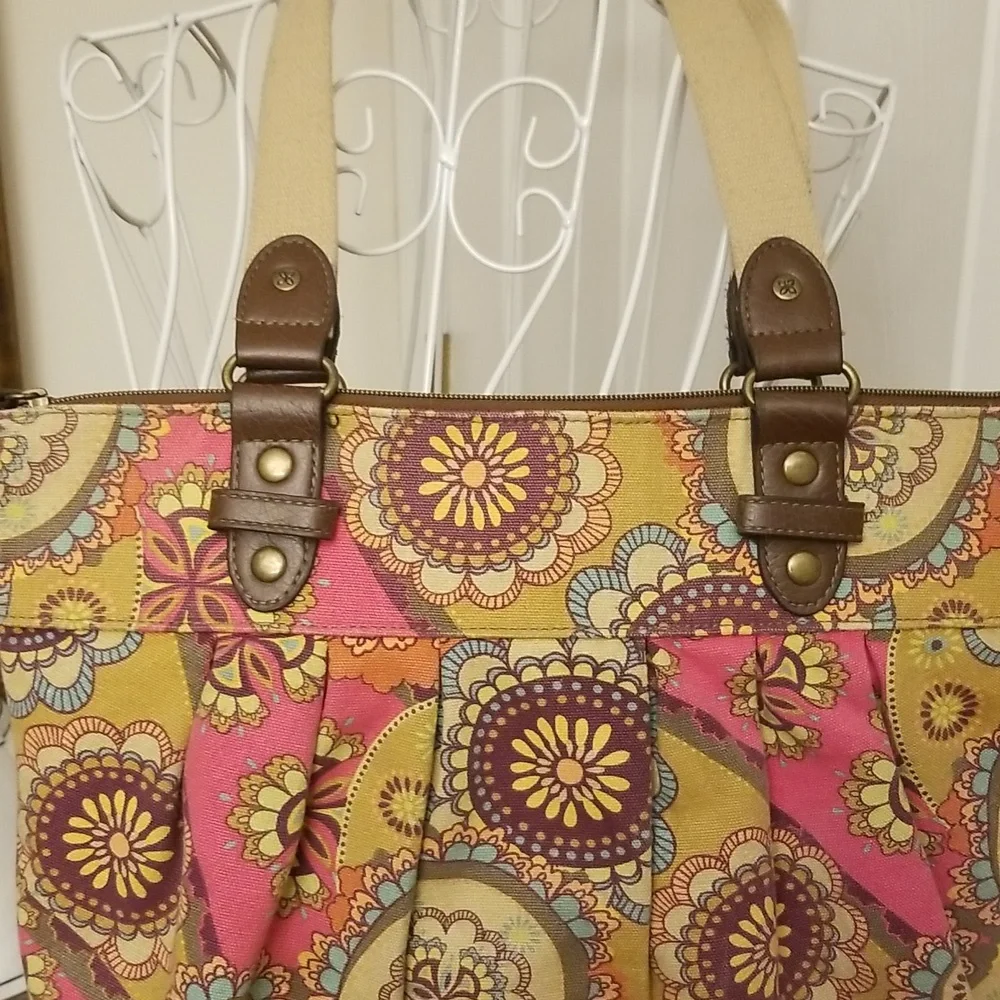Relic bag with floral design - Picture 6 of 12